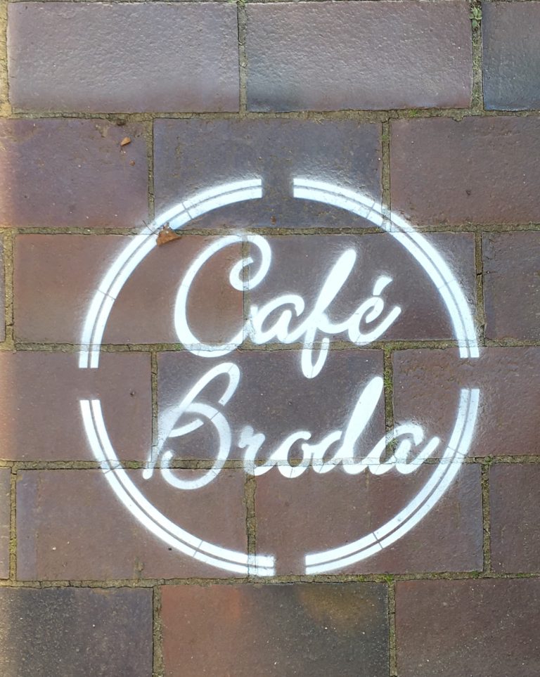 Kreidestencil: Cafe Broda