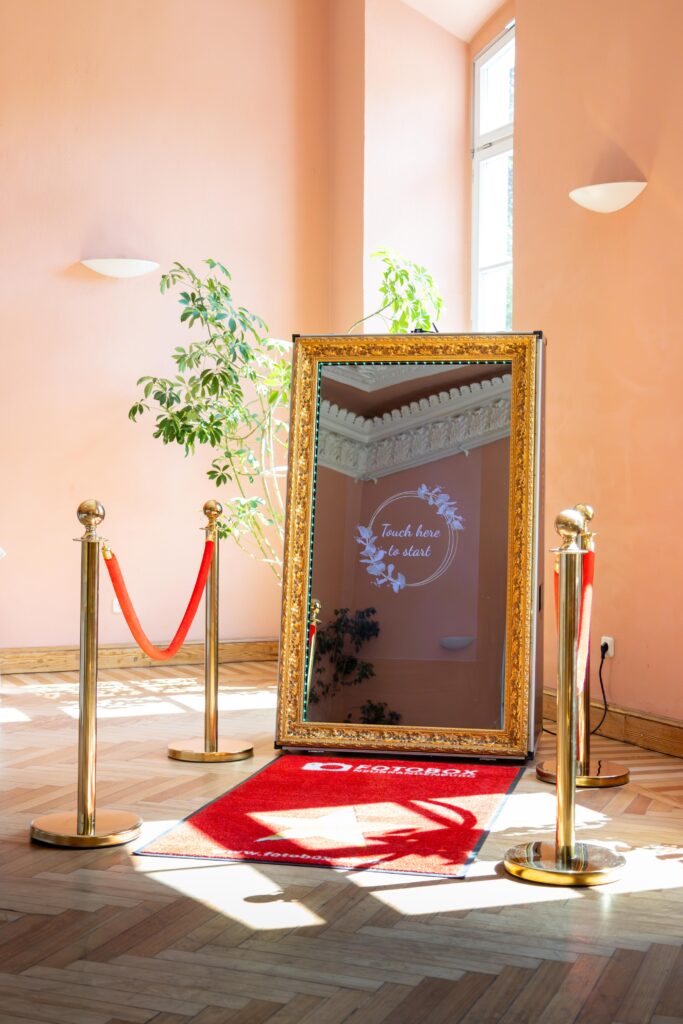 Eleganz und Technologie: Magic Mirror Fotobox